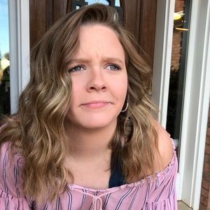 Meet your Posher, Nikki